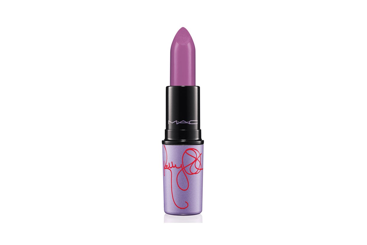 KellyOsbourne LIPSTICK DodgyGirl 300