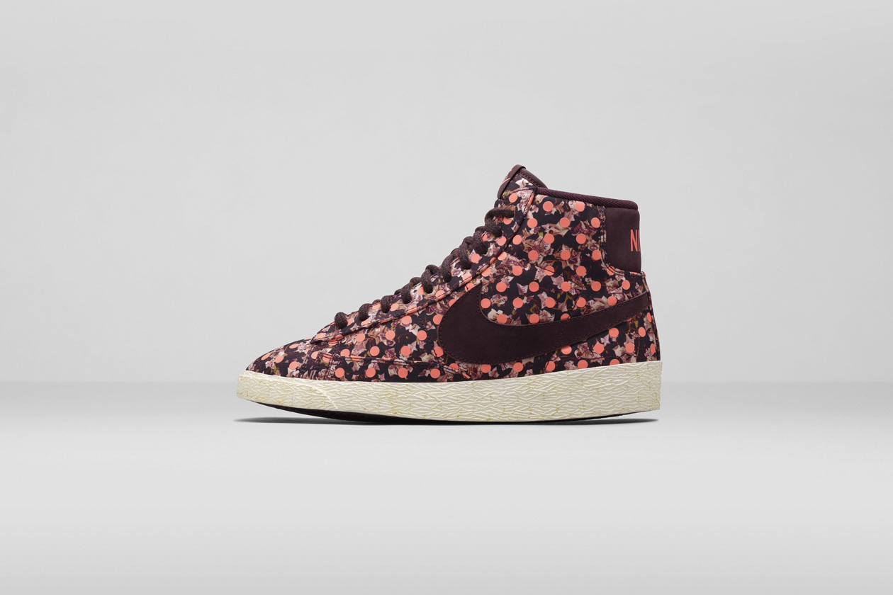 Nike x Liberty Blazer Mid Vintage Burgandy original