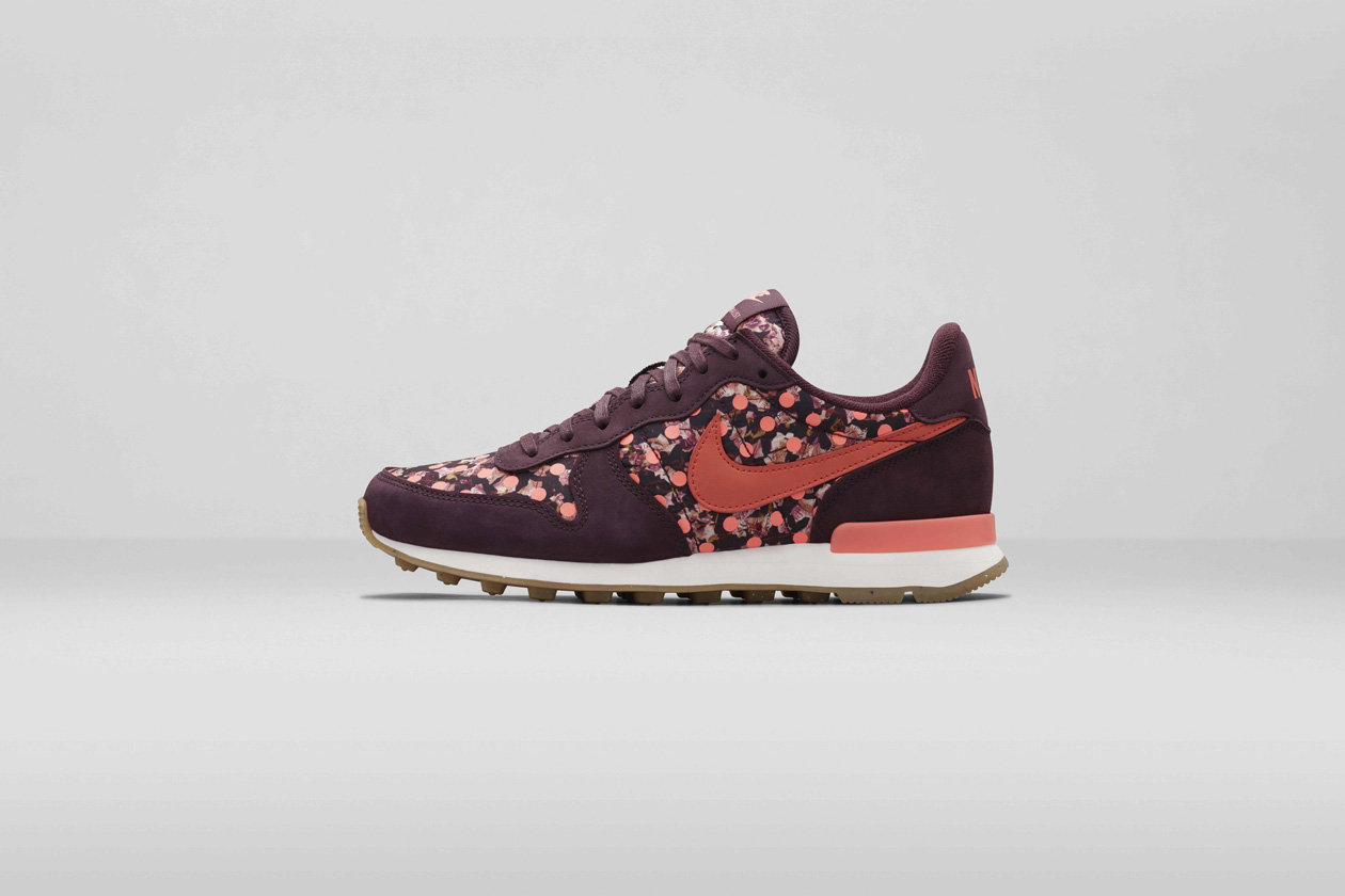 Nike x Liberty Internationalist Burgundy Mango original