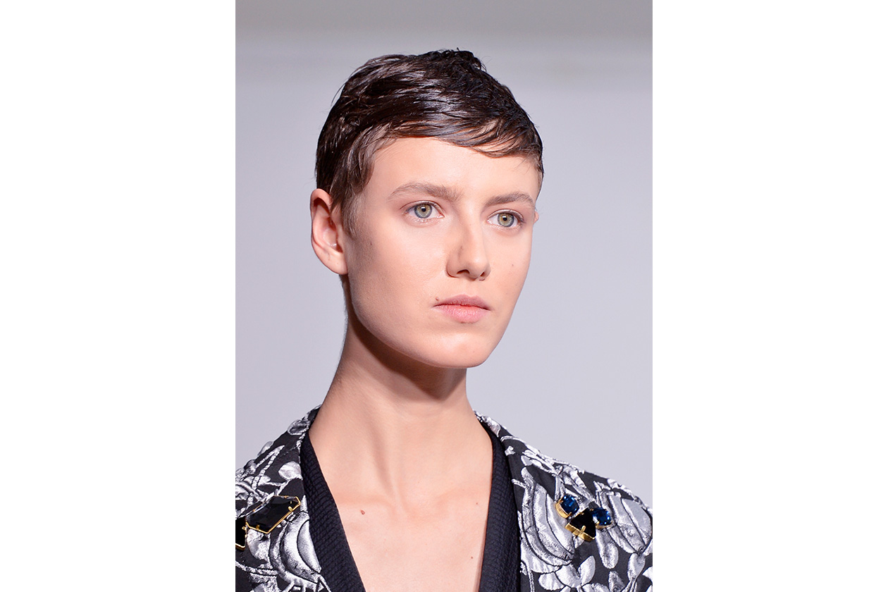 Pixie cut: il finish sleek di Odeeh