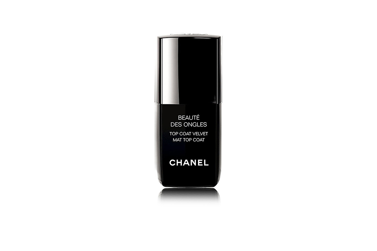 Smalti matte: Chanel Top Coat Velvet