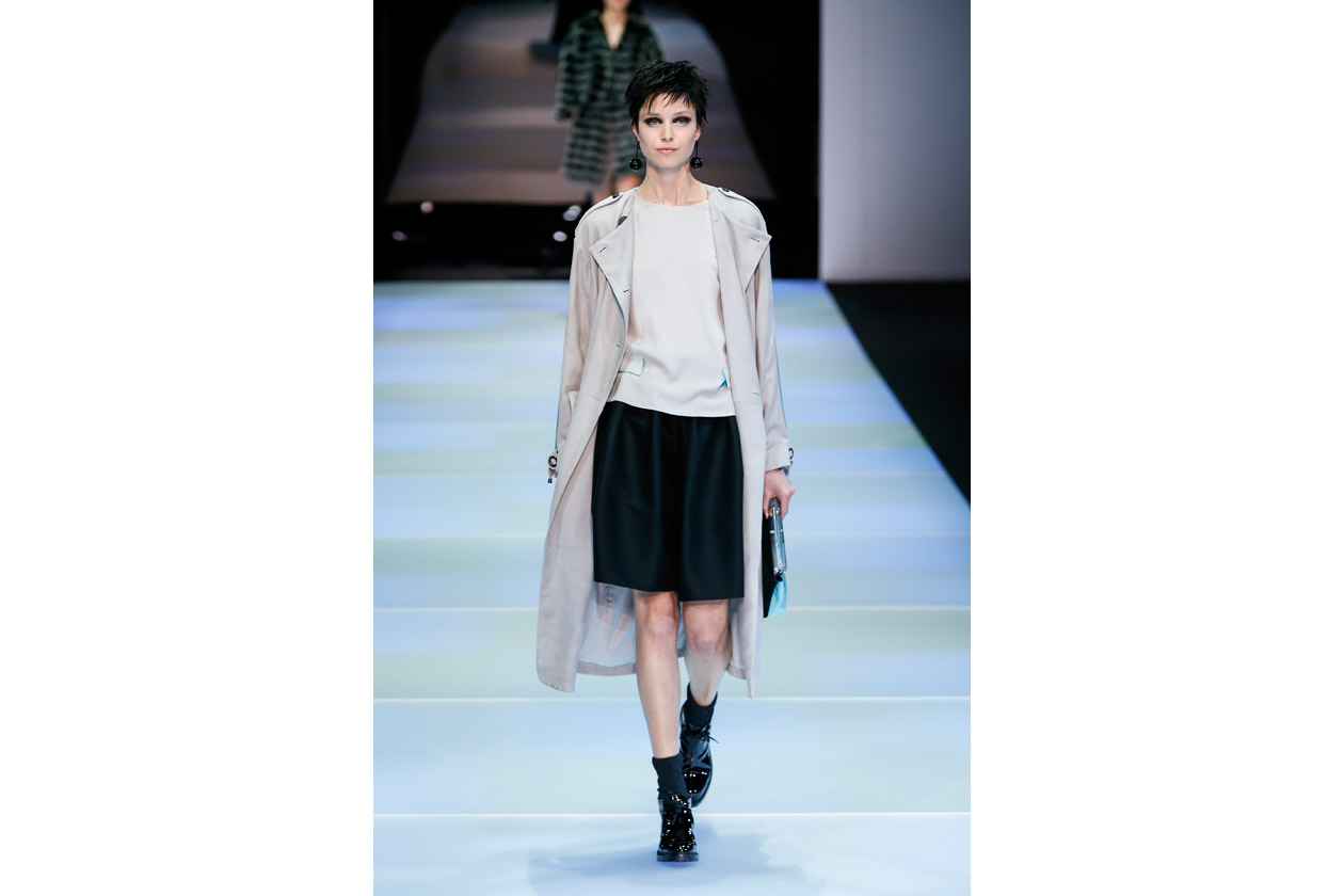 Trucco minimal e trench: ispirazione sfilata A/I 2014-15 Emporio Armani