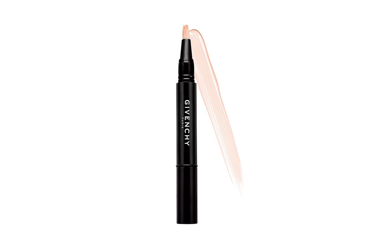 Beyoncé beauty look: Givenchy Mister Light
