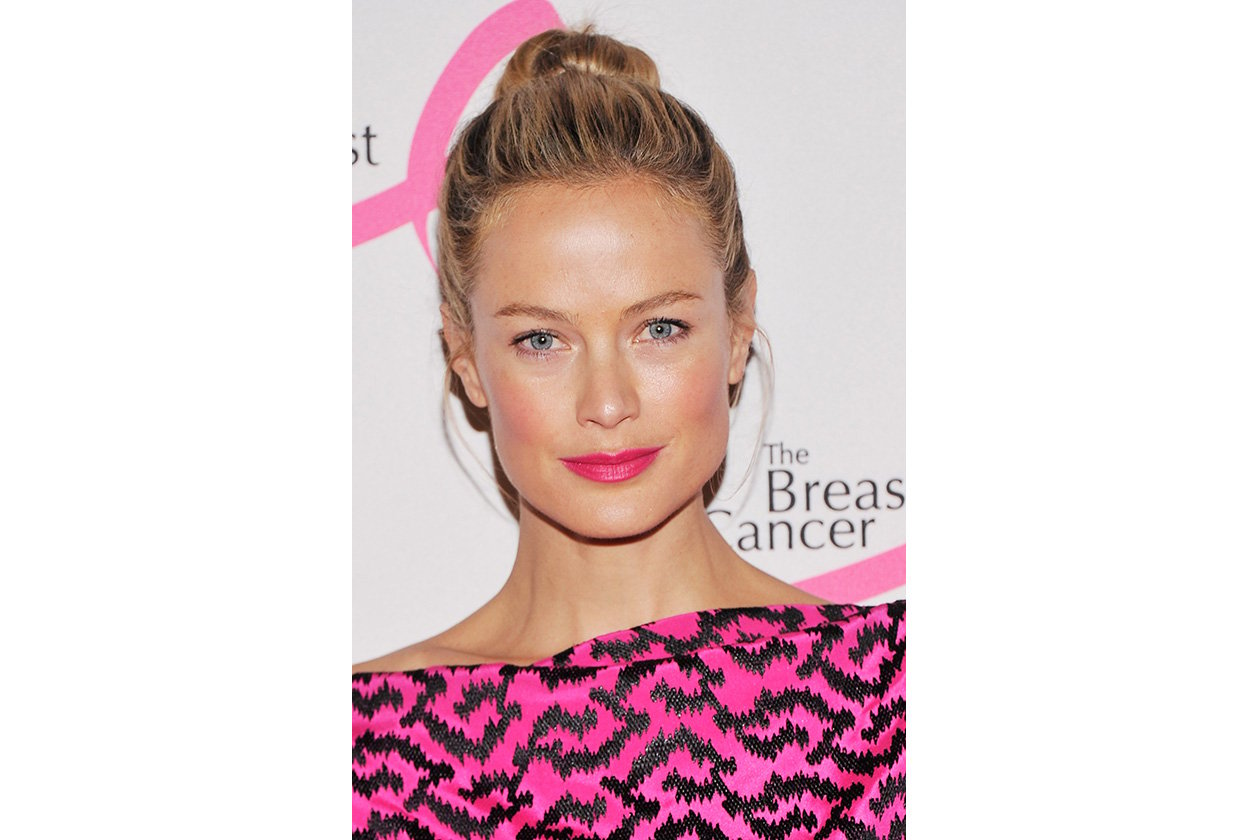 Carolyn Murphy capelli: top knot