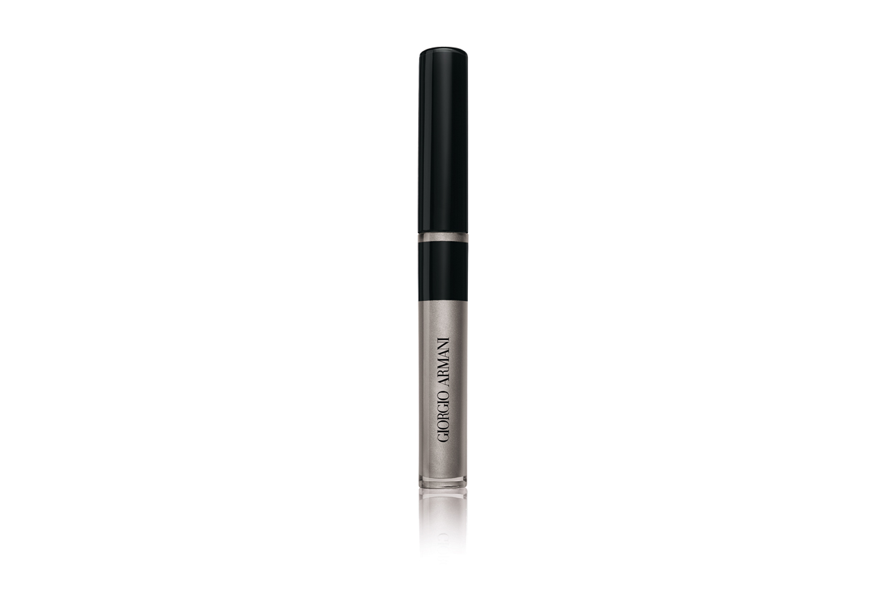 Trucco smokey eyes e camicia bianca: Giorgio Armani Eyes to Kill Liner n.4