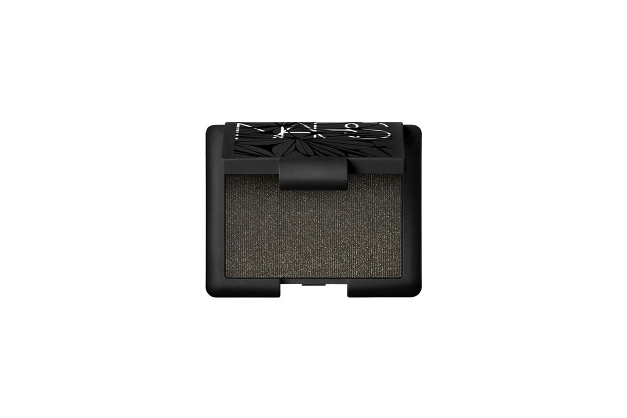 Winter Make Up Nero Nars Hardwired Eyeshadow Gabon