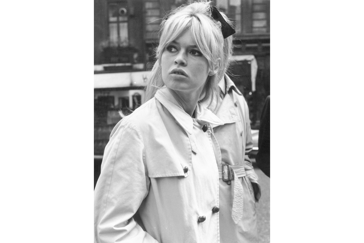 FRANGIA LUNGA E LUNGHEZZE MORBIDE: L’ACCONCIATURA DI BRIGITTE BARDOT