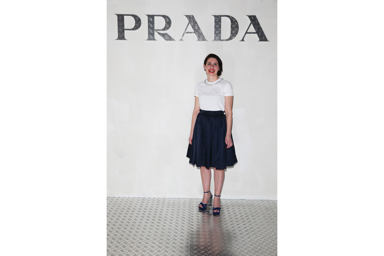 533264351DP00002 PRADA JOUR