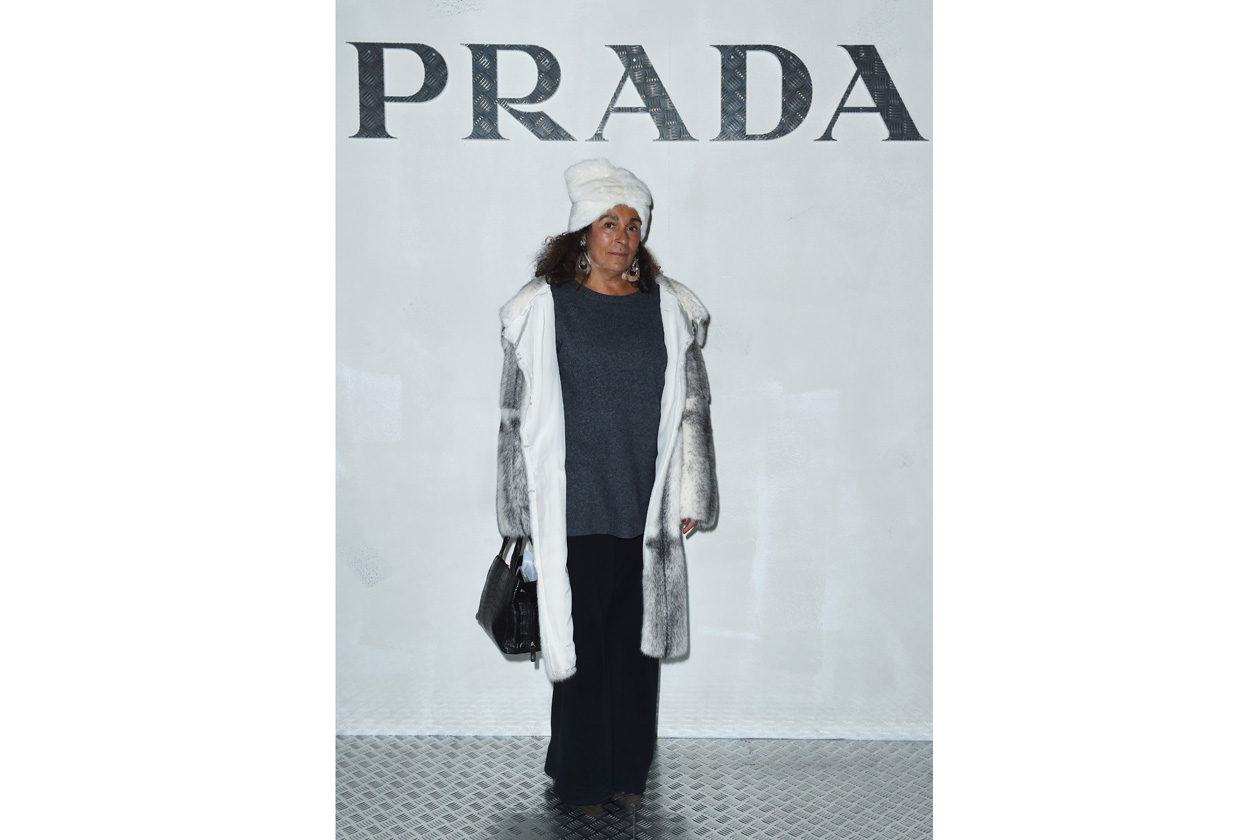 533264351DP00017 PRADA JOUR