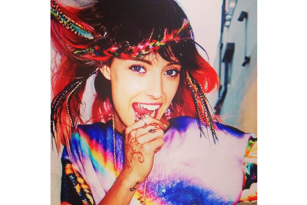 CHLOE NORGAARD: MULTICOLOR BRAID