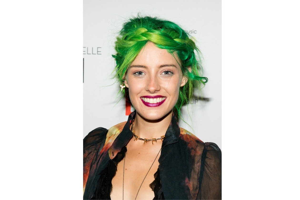 CHLOE NORGAARD: PERFECT IN EMERALD GREEN