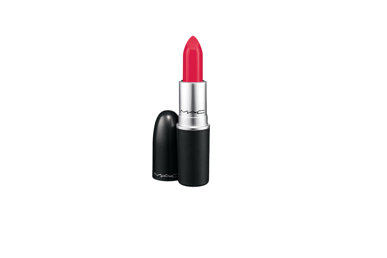 Hilary Rhoda beauty look: MAC Cosmetics Lipstick RetroMatte in Relentlessly Red