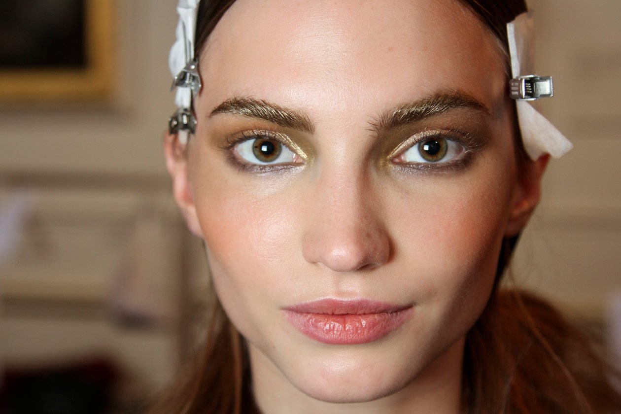 Trend make up S/S 2015: metallic accents