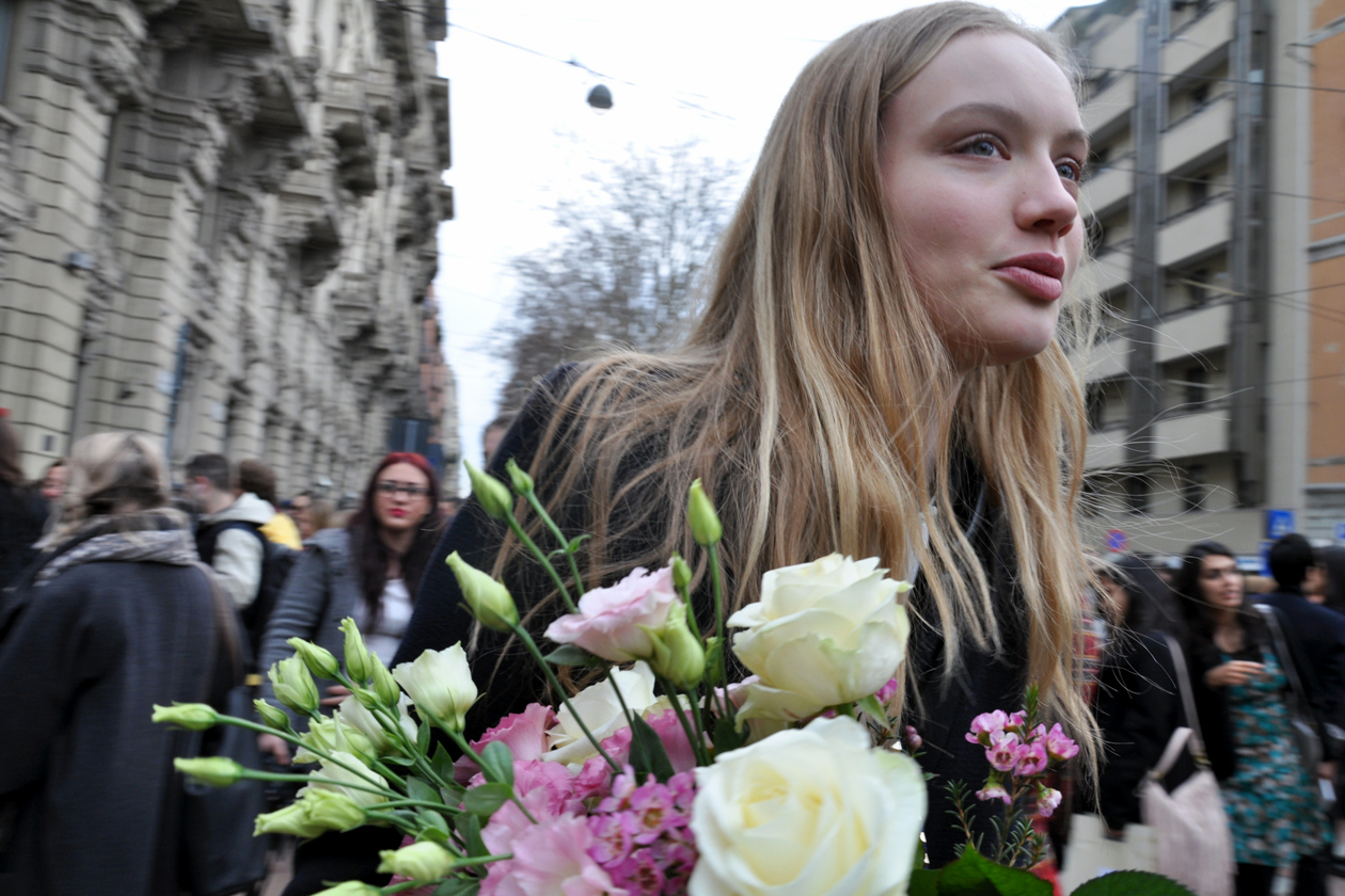 BEAUTY ON THE STREETS: CAPELLI BRONDE E RIGA IN MEZZO