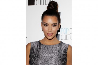 Kim loves top knot (settembre 2012)