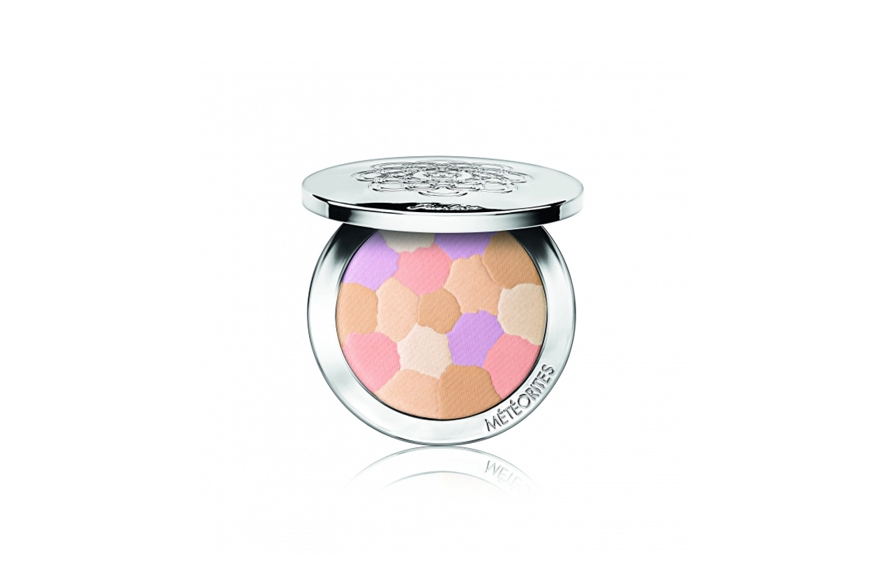 MÉTÉORITES COMPACT POUDRE RÉVÉLATRICE DE LUMIÈRE in 4 Doré di Guerlain