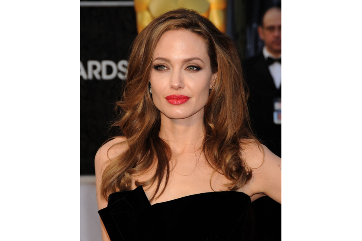 Oscar 2012: Angelina Jolie