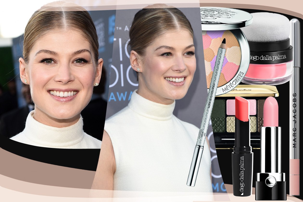 Rosamund Pike: trucco naturale con viso luminoso e rossetto rosa