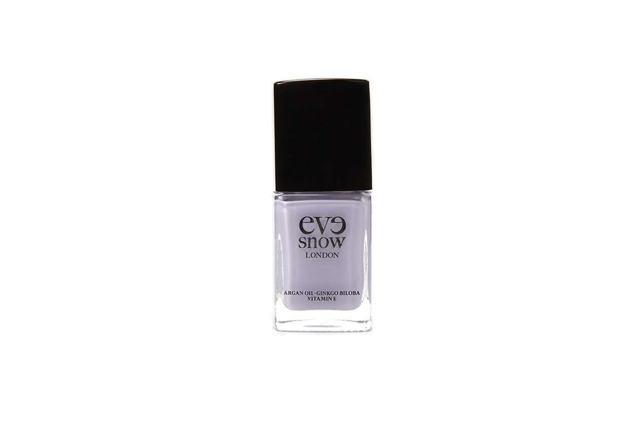 Smalto grigio: EVE SNOW NAIL POLISH in Luck Be A Lady