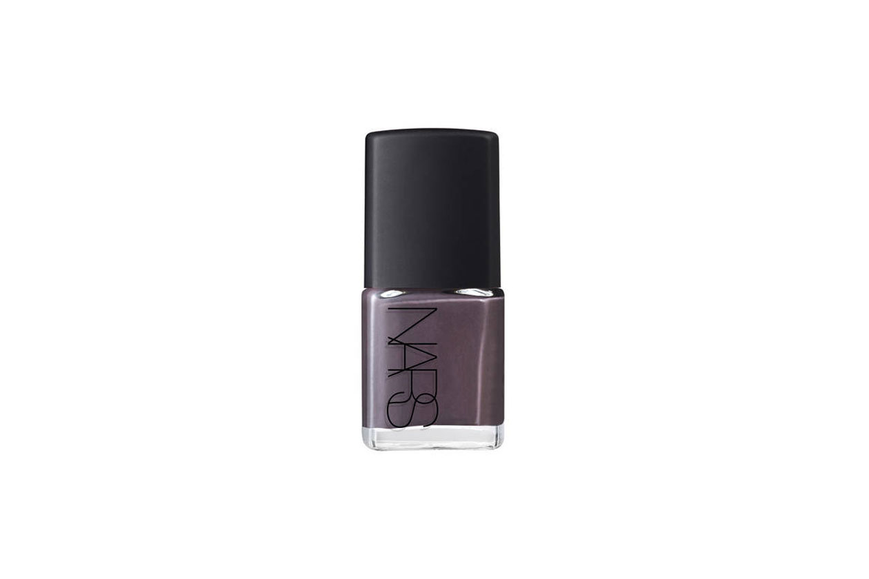 Smalto grigio: NARS NAIL BLAZER in Manosque Lavande charbonneuse