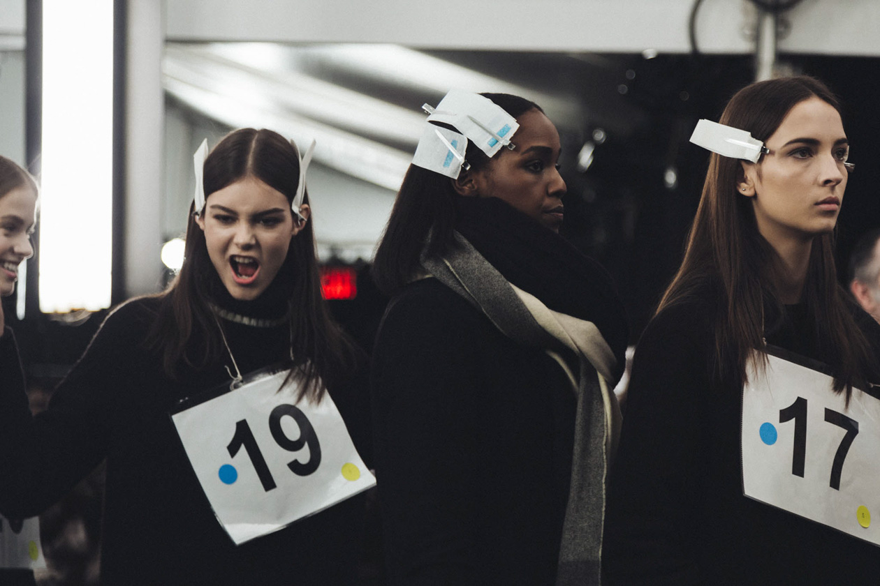 backstage tommy hilfiger 8894@2x