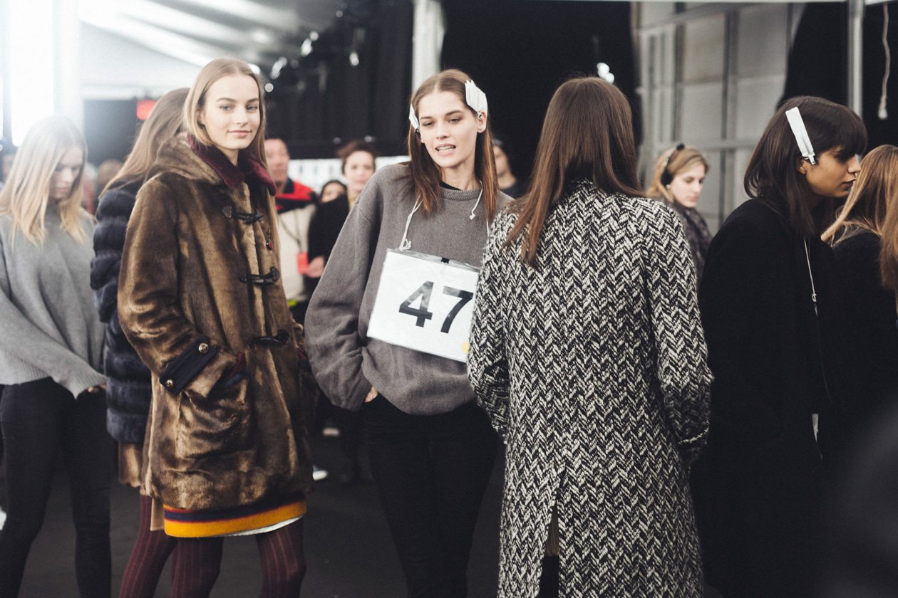 backstage tommy hilfiger 8943@2x
