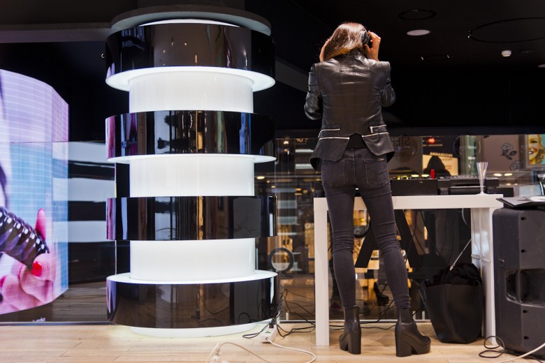 Yves Saint Laurent e Grazia.IT: le foto della terza serata #getonstageYSLBeauty