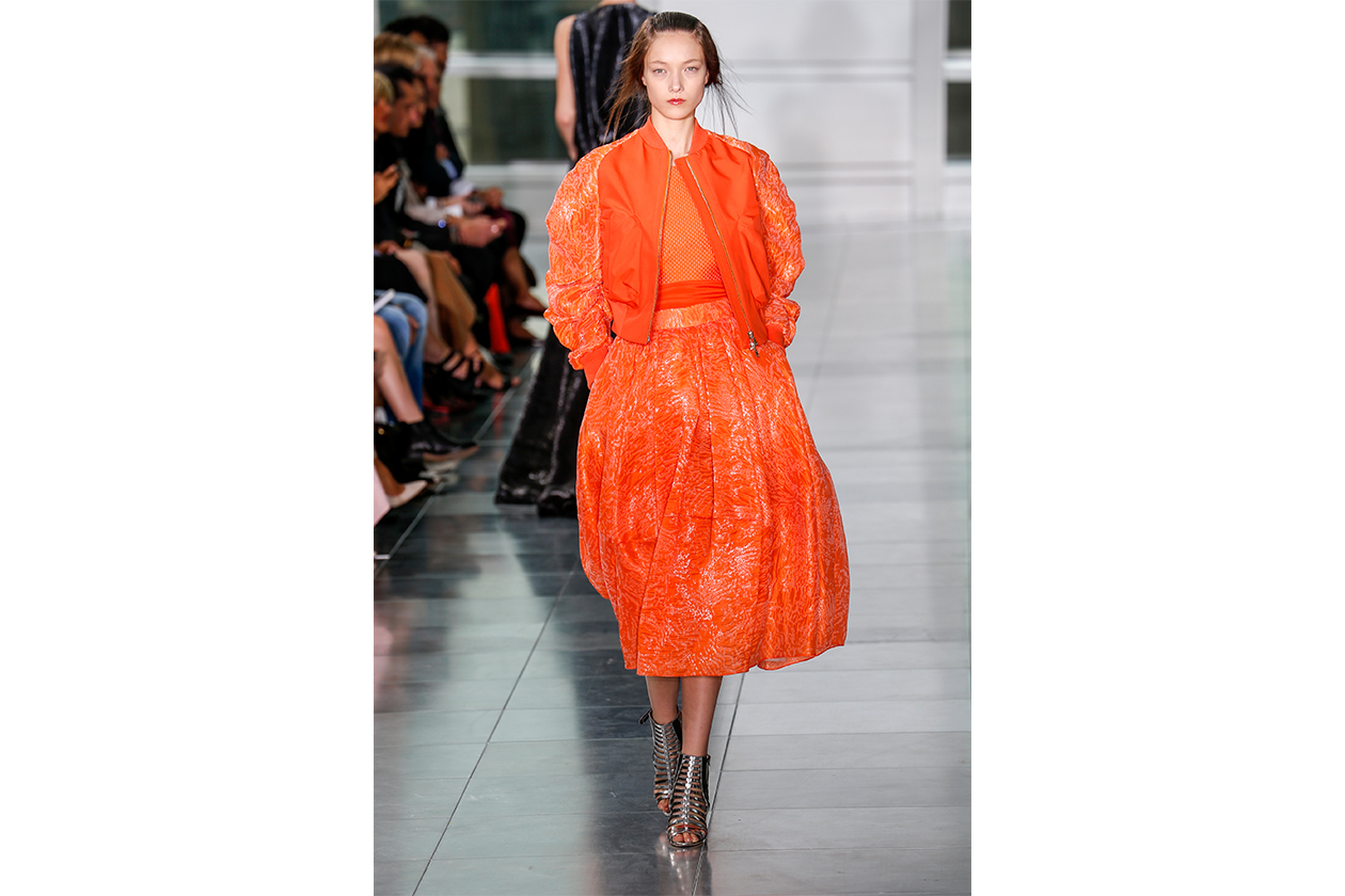 ABITI TANGERINE: Dalla sfilata di Antonio Berardi PE 2015