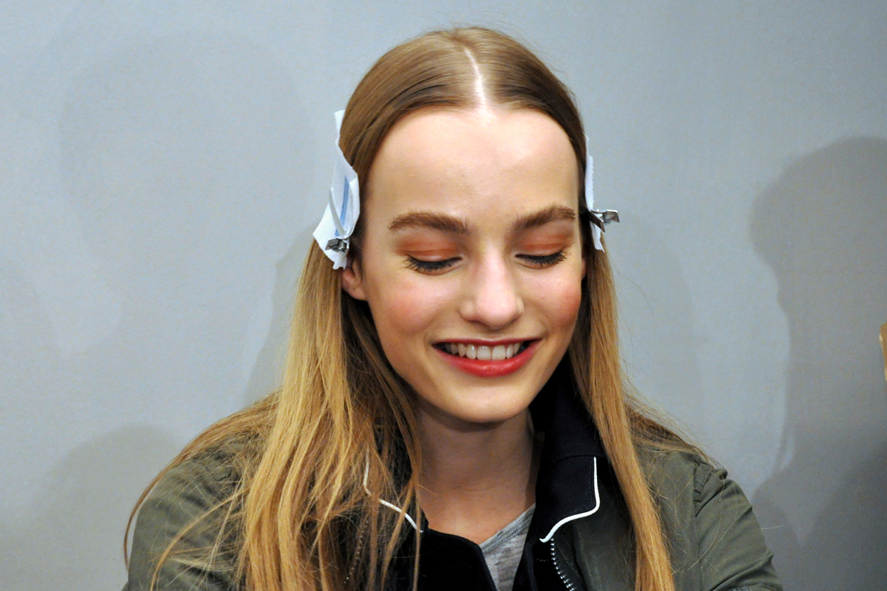 BACKSTAGE EMILIO PUCCI A/I 2015-16: A LITTLE SMILE FOR US