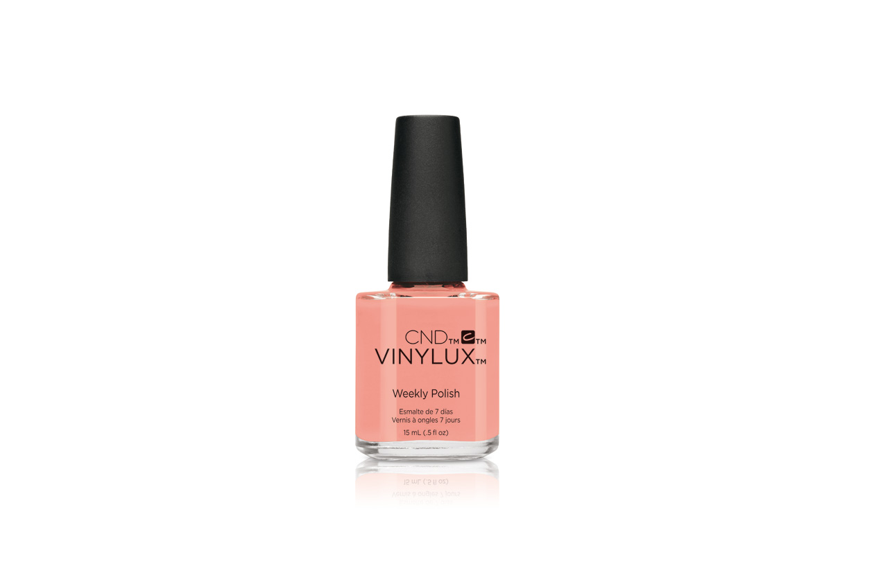 CND Vinylux in Salmon Run