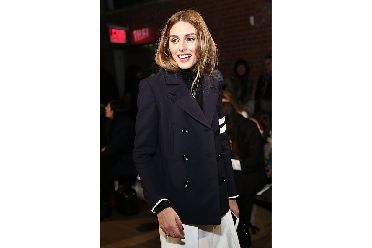 Capelli con la riga in mezzo delle star: Olivia Palermo