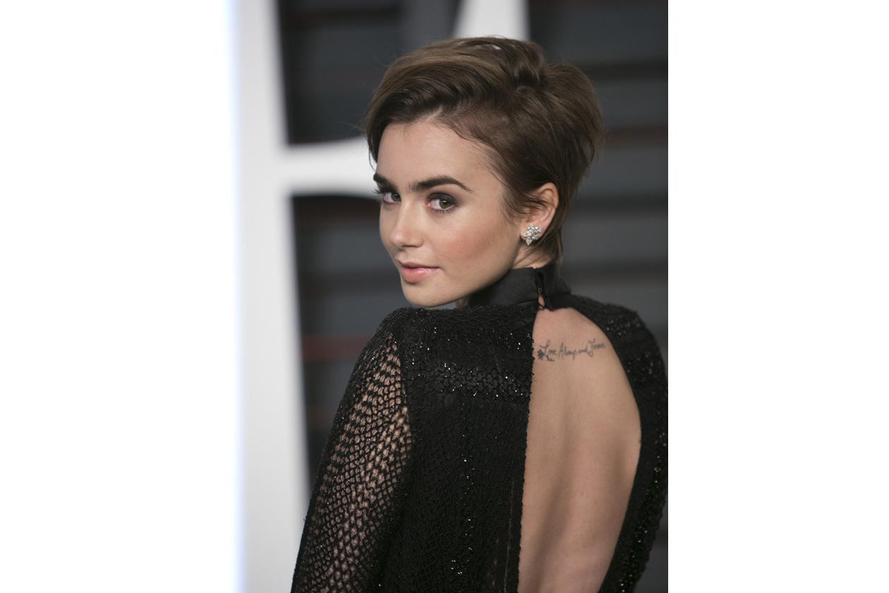 Capelli corti: Lily Collins