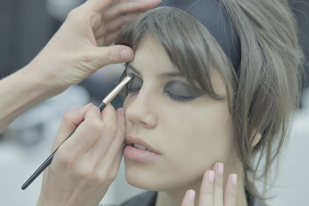 Chanel Prêt-à-Porter Autunno/Inverno 2015-16: smokey eyes