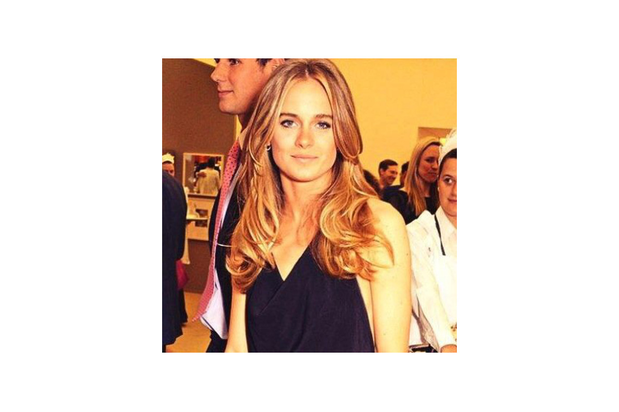 Cressida Bonas capelli: wavy chic