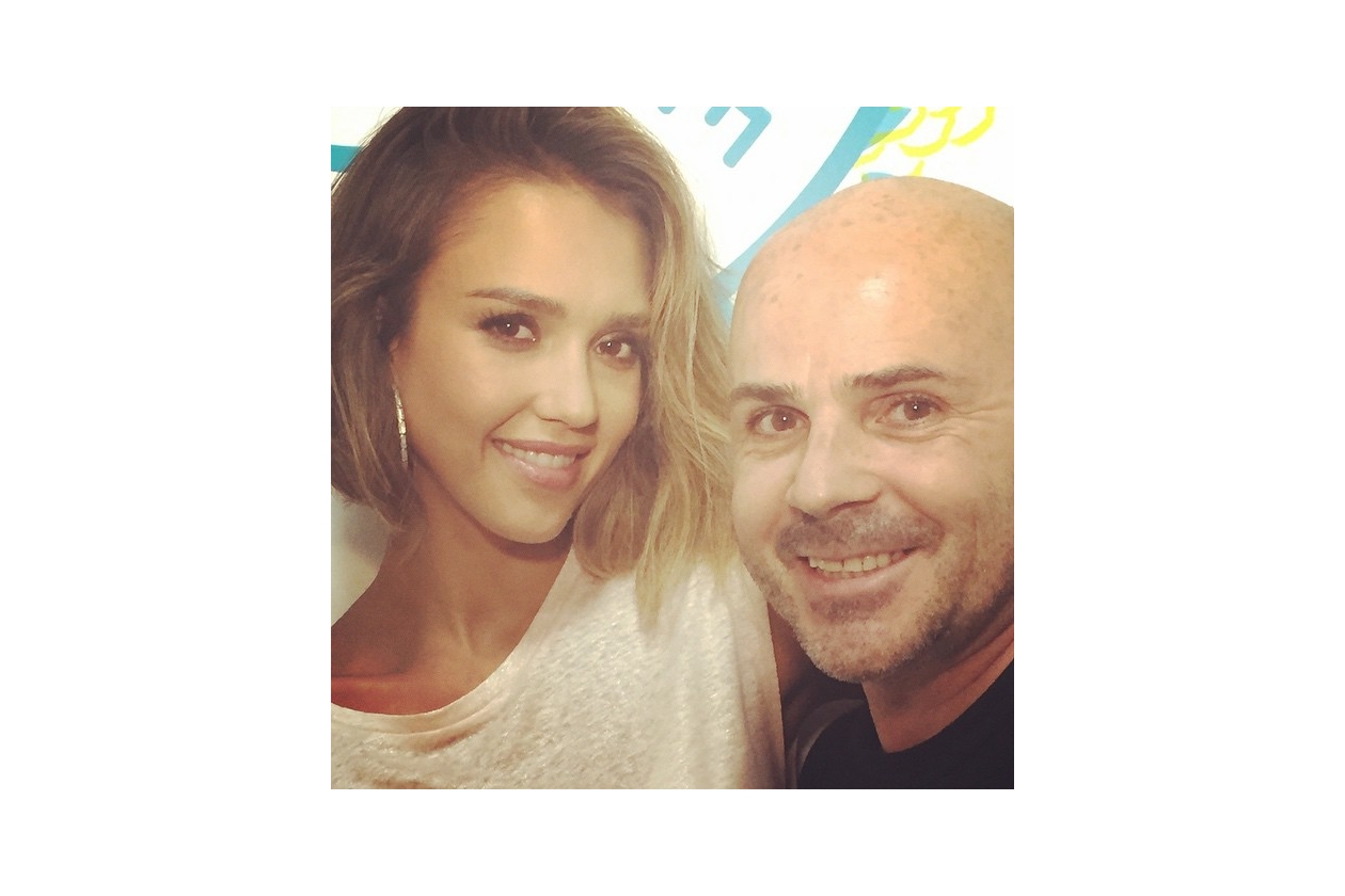 Jessica Alba capelli: con l’hairstylist Giannandrea