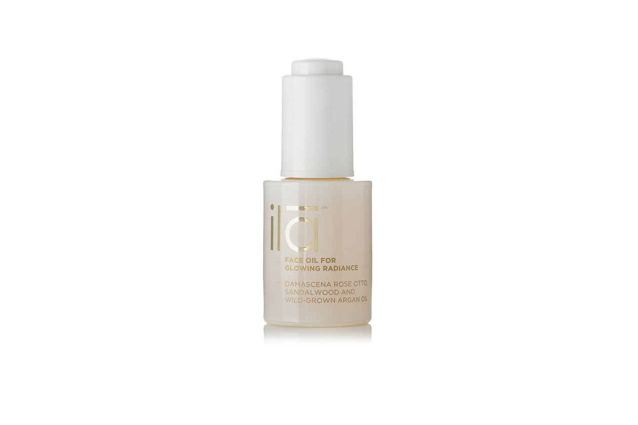 OLI PER IL VISO ILLUMINANTI: FACE OIL FOR GLOWING RADIANCE DI ILA