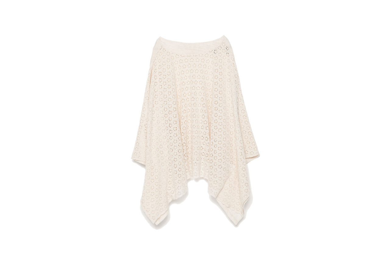 PONCHO ESTIVI: ZARA