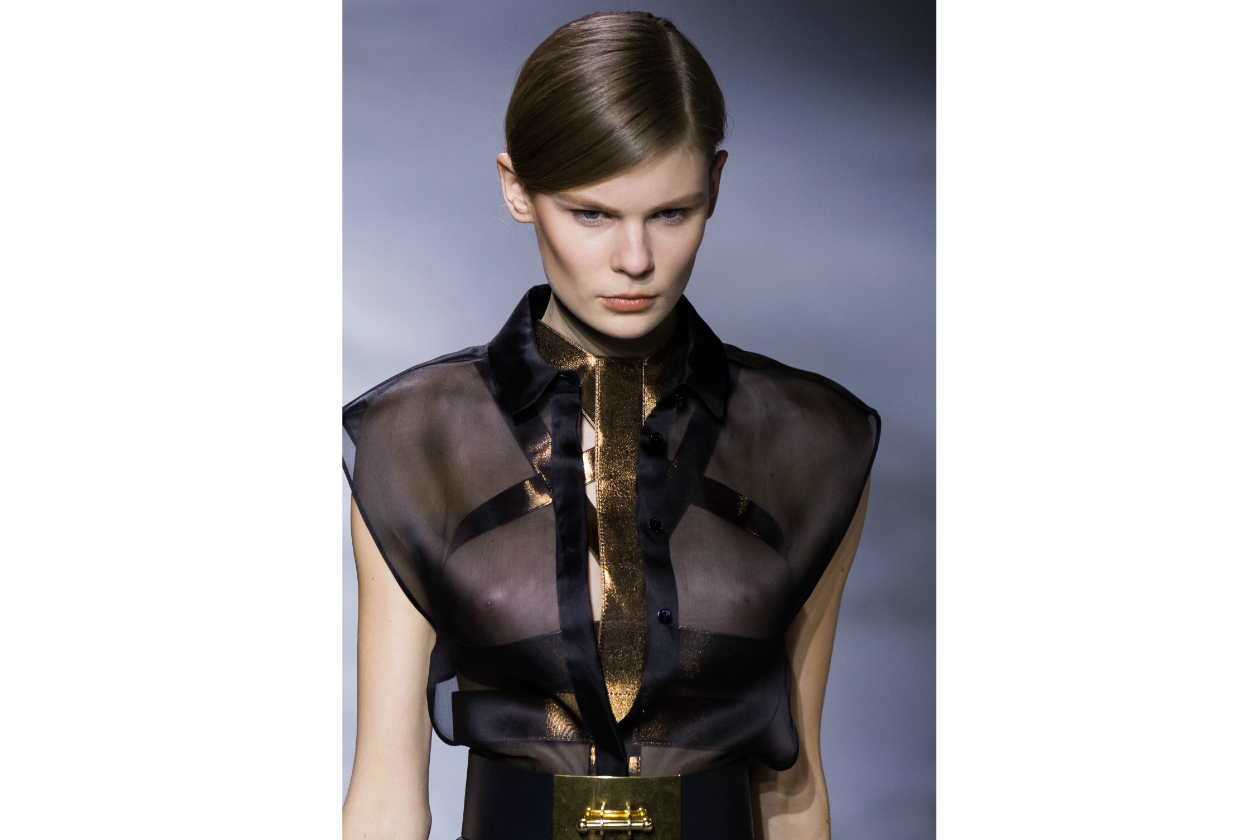 TENDENZE BEAUTY PFW AUTUNNO/INVERNO 2015-2016: TRANSPARENCY