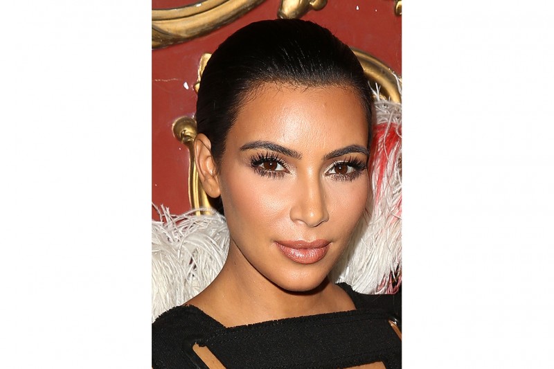 Kim Kardashian trucco: il contouring