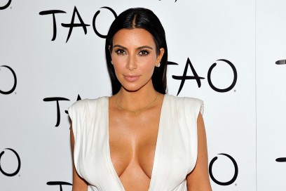 Kim Kardashian trucco: labbra luminose