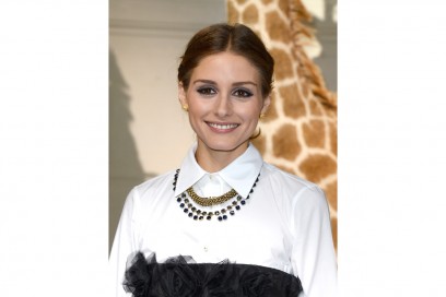 Olivia Palermo trucco: smokey eyes grigio viola