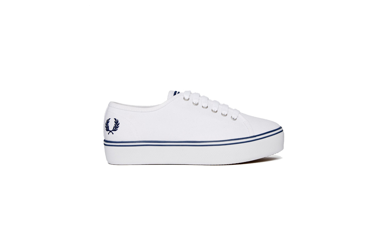 SNEAKERS IN TELA: FRED PERRY