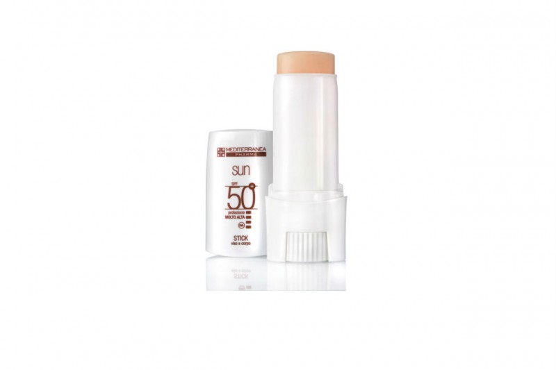 SOLARI 2015: Stick viso e corpo SPF 50 di Mediterranea