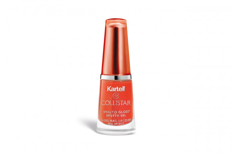 Unghie fluo: arancio con Collistar Smalto Effetto Gel