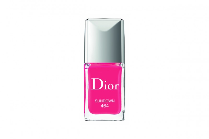 Unghie fluo: fucsia con Dior Vernish Sundown