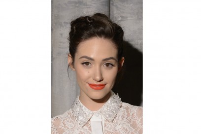 EMMY ROSSUM MAKE UP: JUICY LIPSTICK