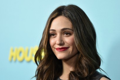 EMMY ROSSUM MAKE UP: KISSABLE LIPS