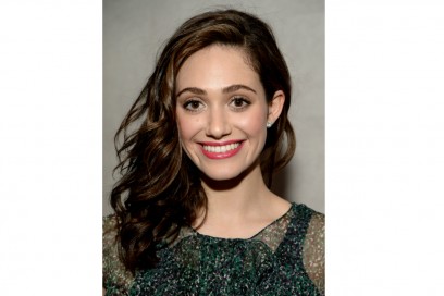 EMMY ROSSUM MAKE UP: FRESH LOOK