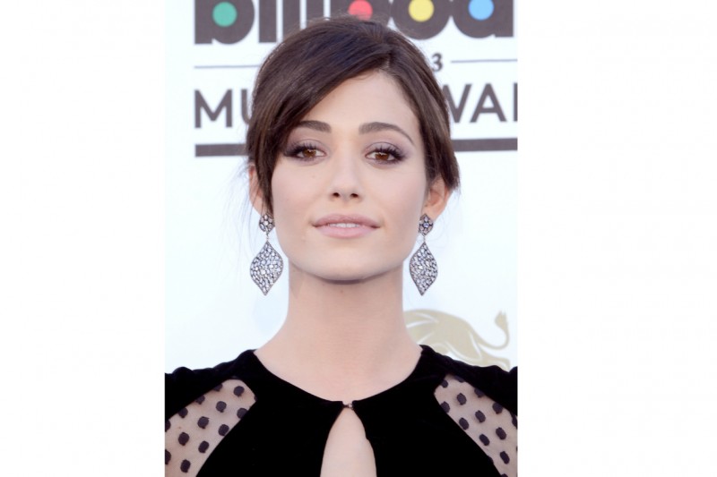 EMMY ROSSUM MAKE UP: A PERFECT SMOKEY