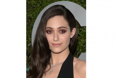 EMMY ROSSUM MAKE UP: MARSALA ON EYES